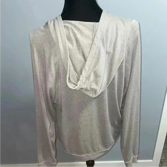 Zyia  Hoodie - Picture 2 of 4